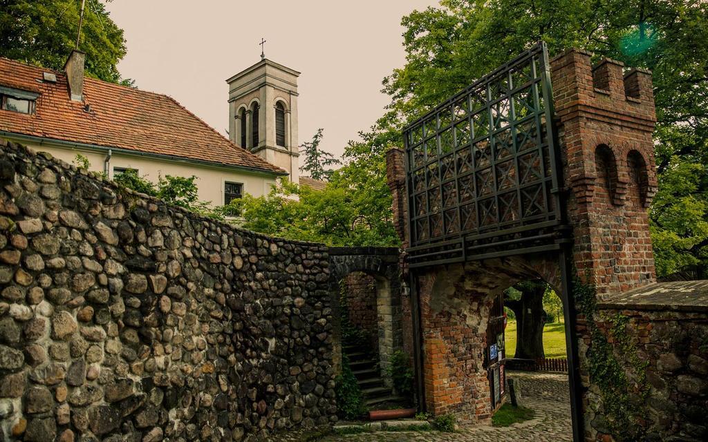 Zamek Joannitow Hotel Łagów Екстериор снимка